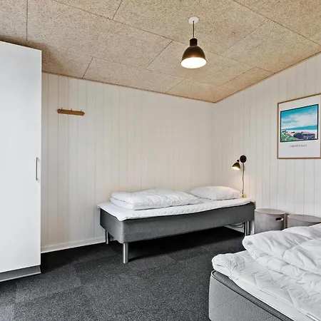 4 Bedroom Beautiful In * Ringkøbing