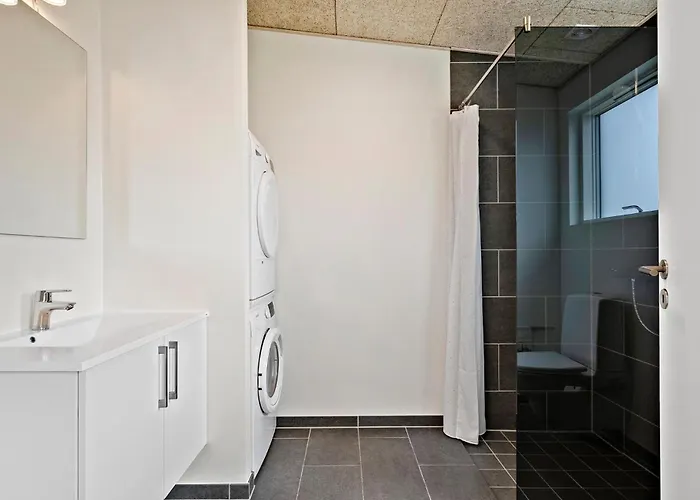 بيت للعطل 4 Bedroom Beautiful In