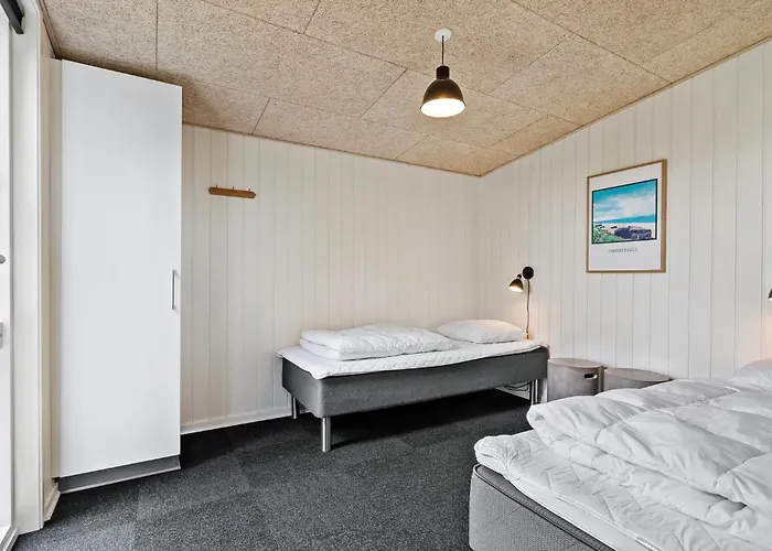 4 Bedroom Beautiful In * Ringkøbing